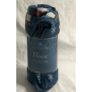 Penguin snowflakes Fleece Throw blue. 50in x 60in